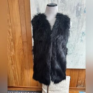 Sebby Collection Chic Black Faux Fur Vest Women’s Size Large.